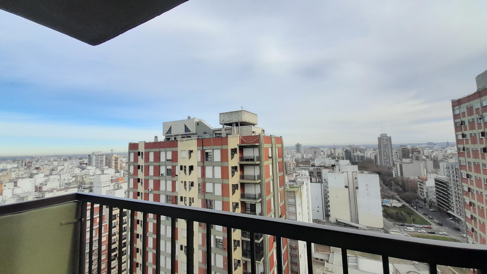 VENTA CORRIENTES 1551 - EDIFICIO MARAL 48"-