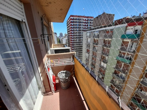 VENTA 2 AMB CON BALCON CORRIDO  A LA CALLE