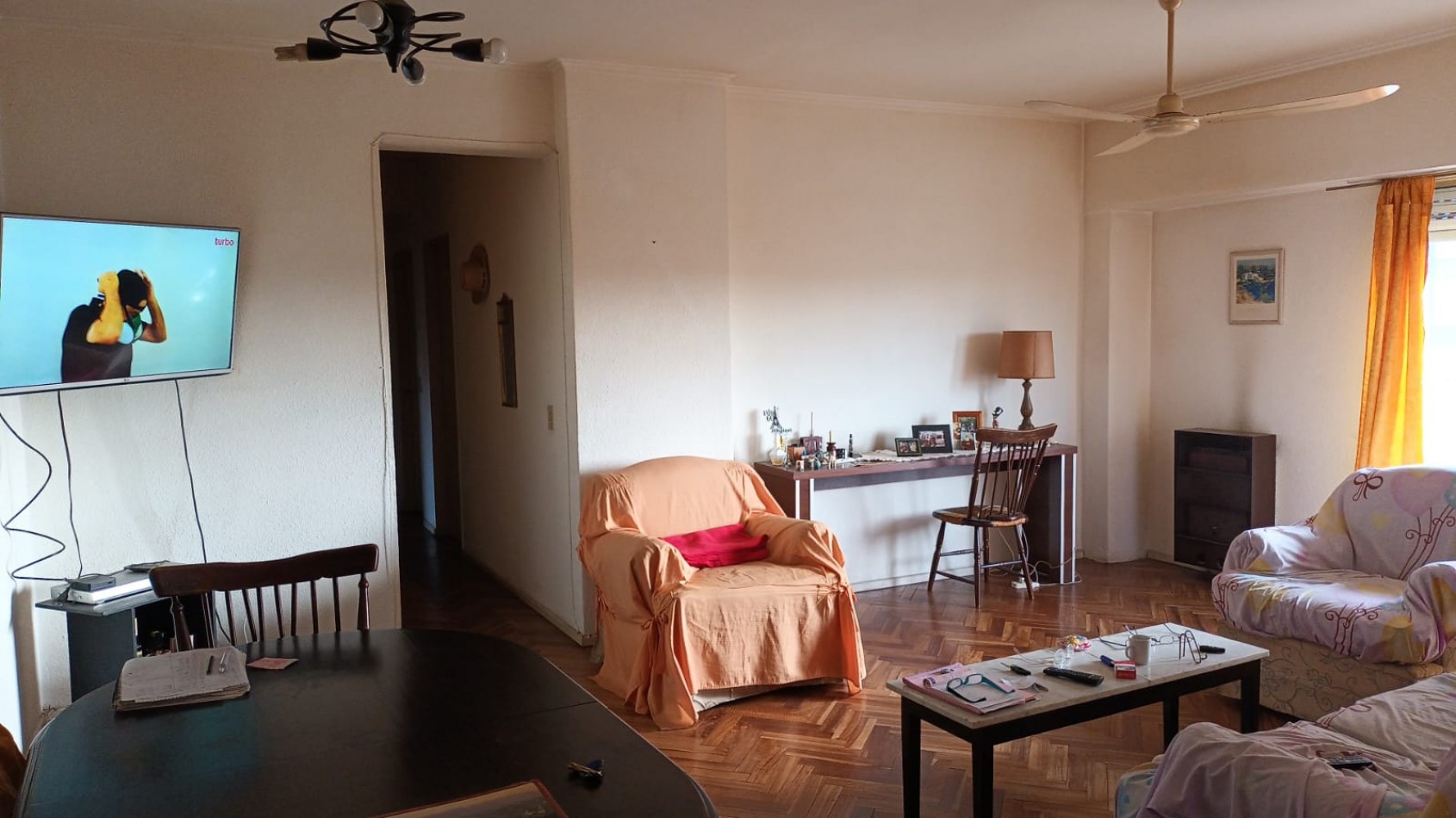 Venta departamento 4 ambientes + Cochera cubierta (9 de Julio y Peru)