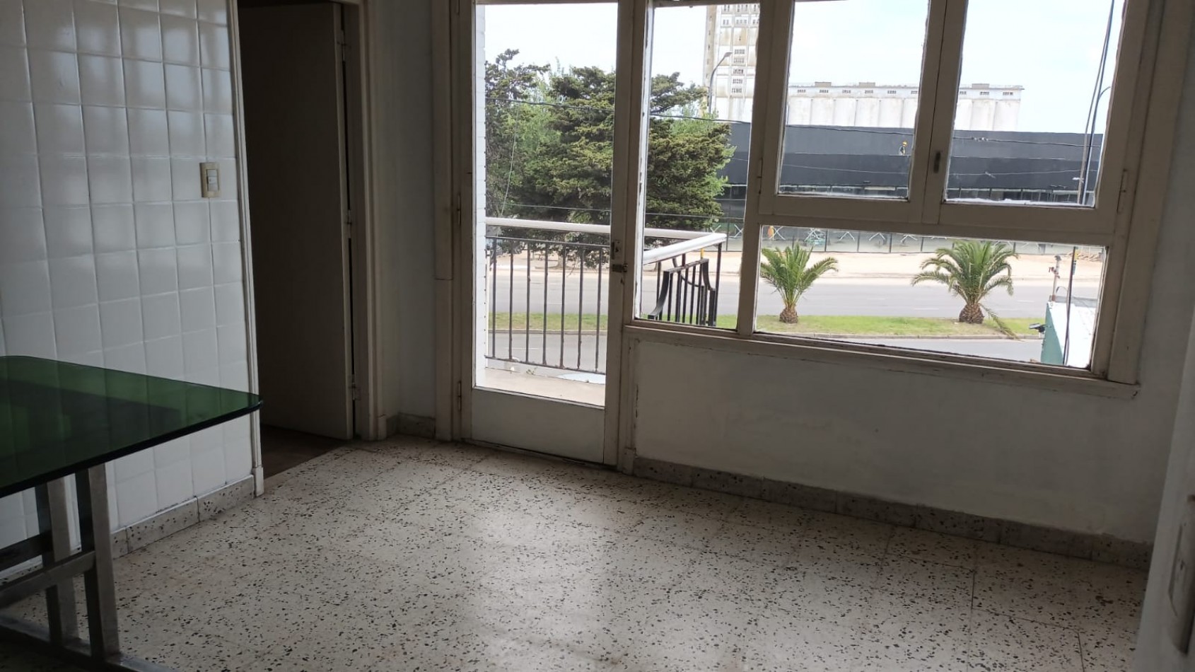 ALQUILO 24 MESES  DEPARTAMENTO  5 AMB.  PLENA VISTA  S/AV,  P. PERALTA RAMOS  PASANDO J. B. JUSTO  DOS CUADRAS