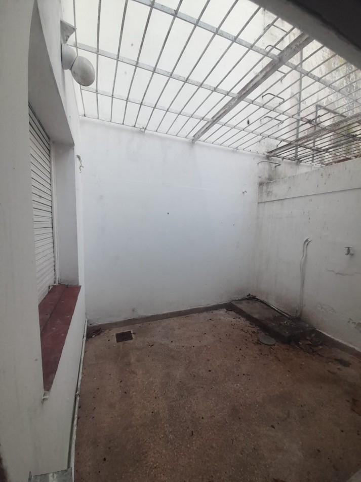 ALQUILO CASA DE 2 PLANTAS