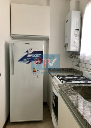 Venta Departamento de 2 Ambientes Reciclado zona céntrica